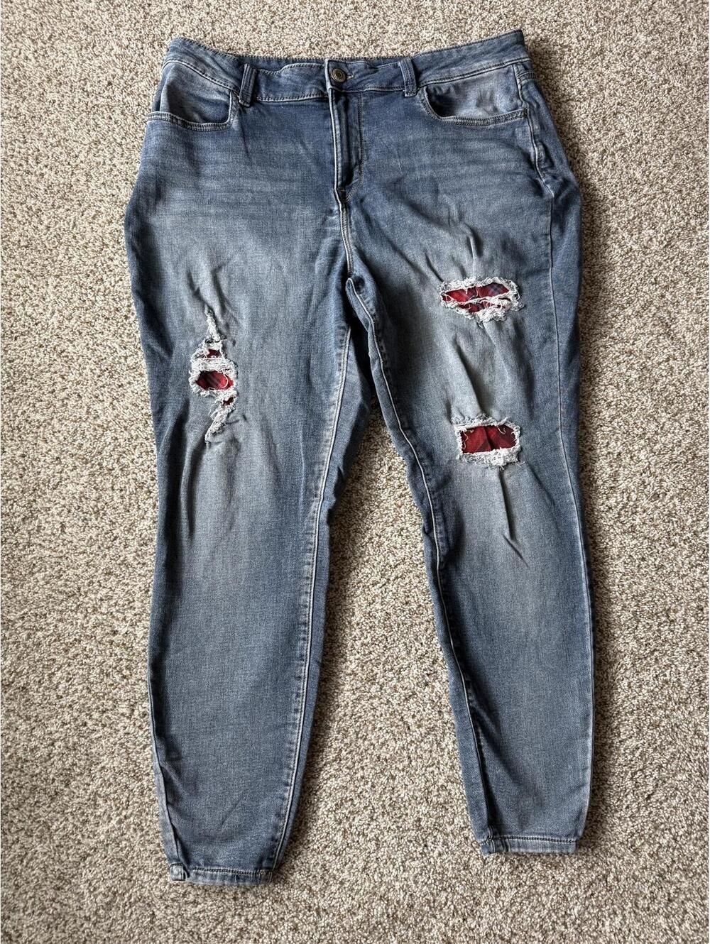 MJeans Maurices Women's XL Reg Comfort Buffalo Plaid High Rise Flannel Jeans